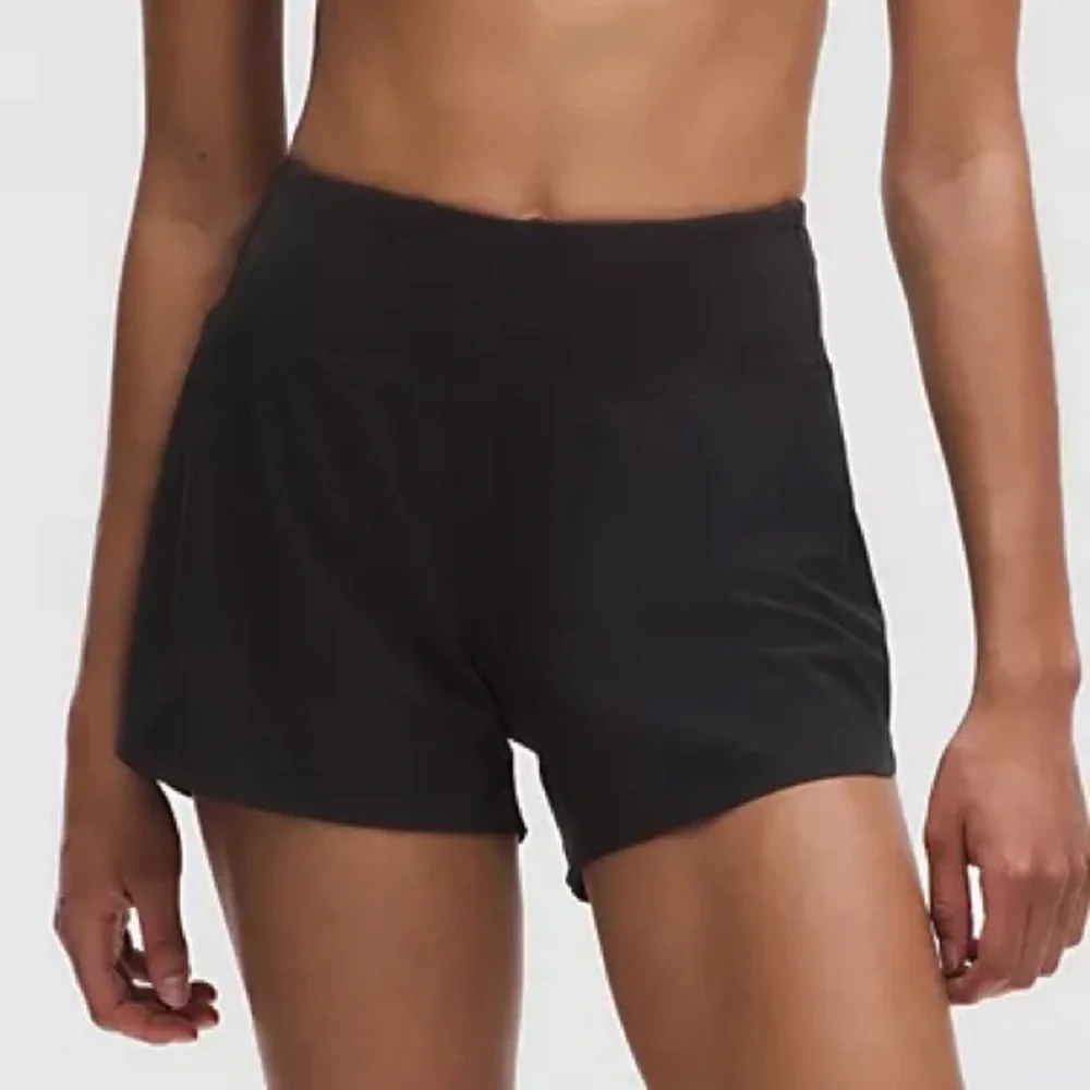 New Lululemon Black Speed Up High-Rise Short 4" Updated - Picture 2 of 6